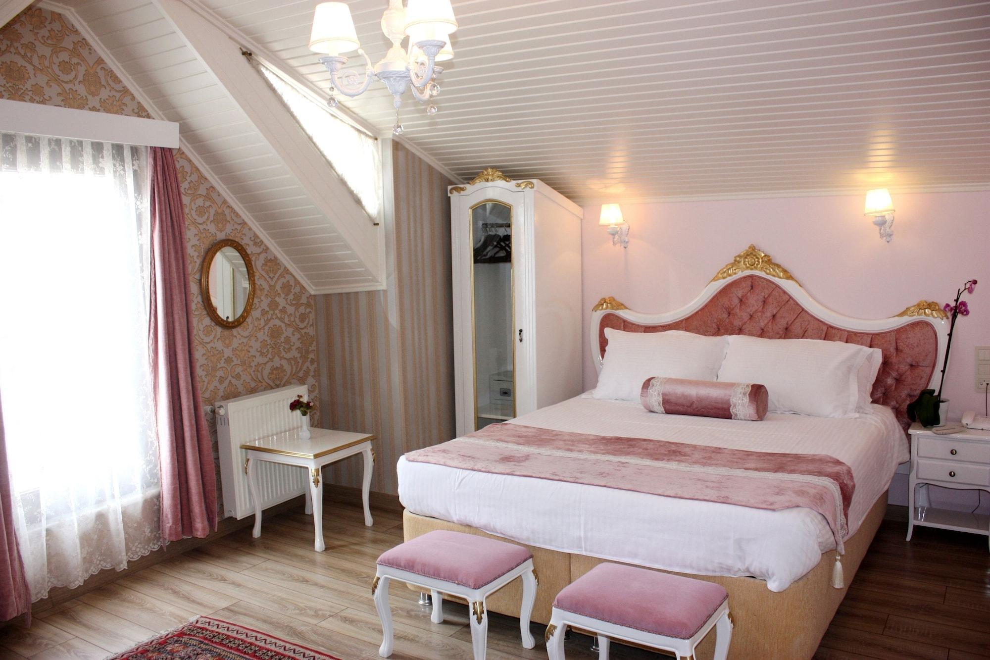 Romantic Hotel Истанбул Екстериор снимка