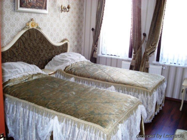 Romantic Hotel Истанбул Стая снимка